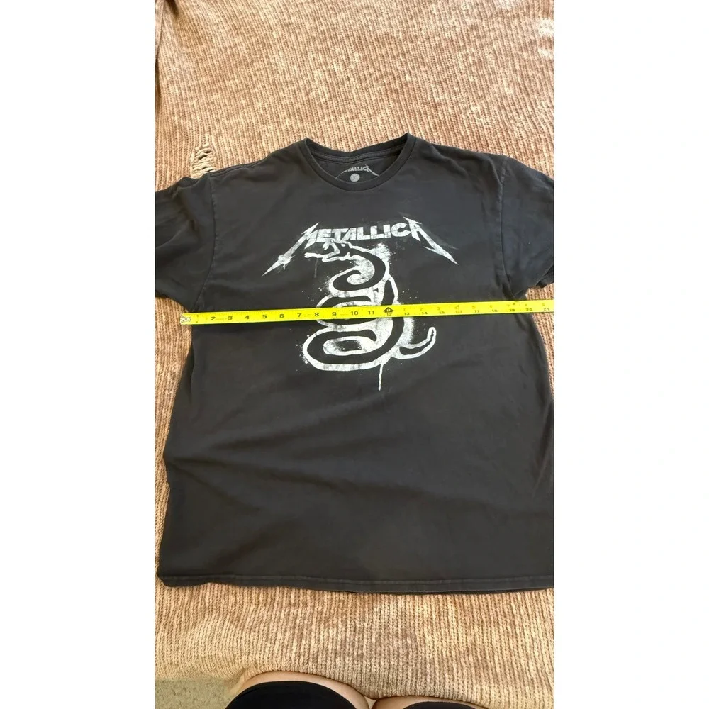 Metallica Black Album Snake Graphic T-Shirt Mens Large Black 100% Cotton Tee